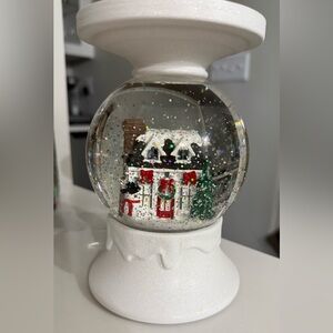 Bath & Body Works WATER GLOBE HOLIDAY HOUSE 3 Wick PEDESTAL Candle Holder NEW